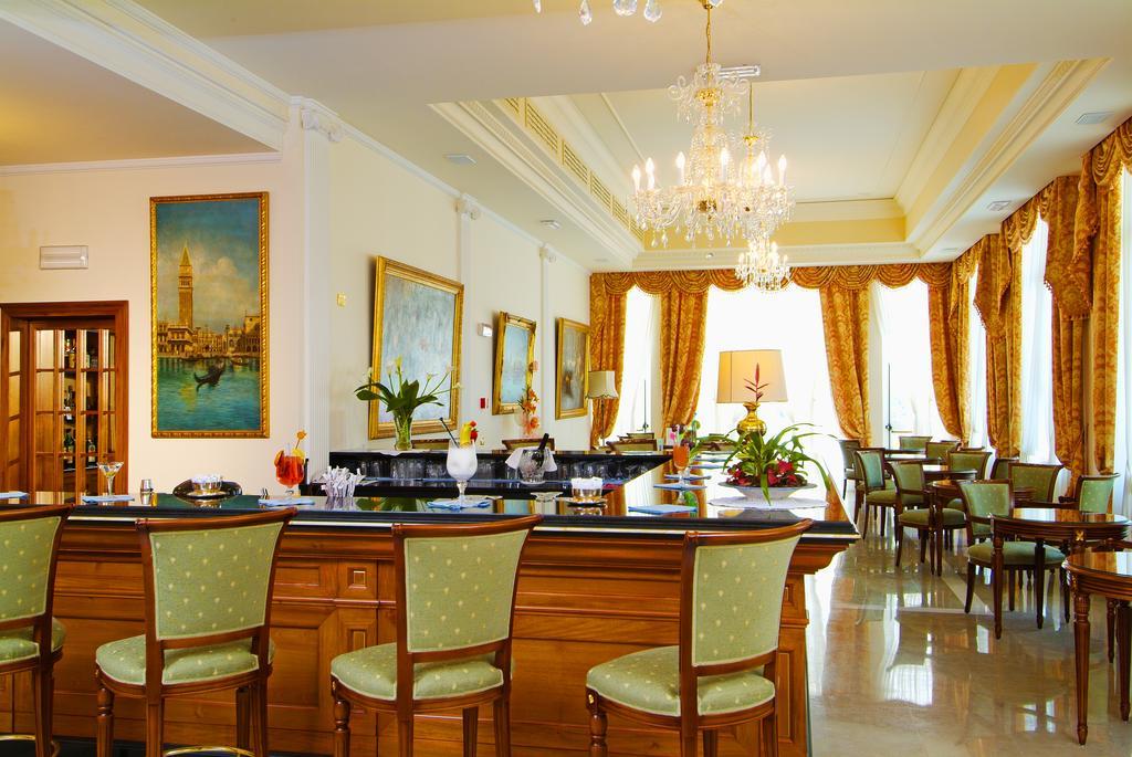 Hotel La Residence & Idrokinesis Abano Terme Ngoại thất bức ảnh